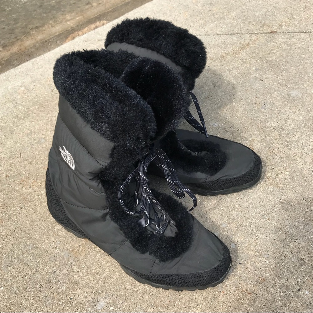 Women’s Black North Face Winter Boots